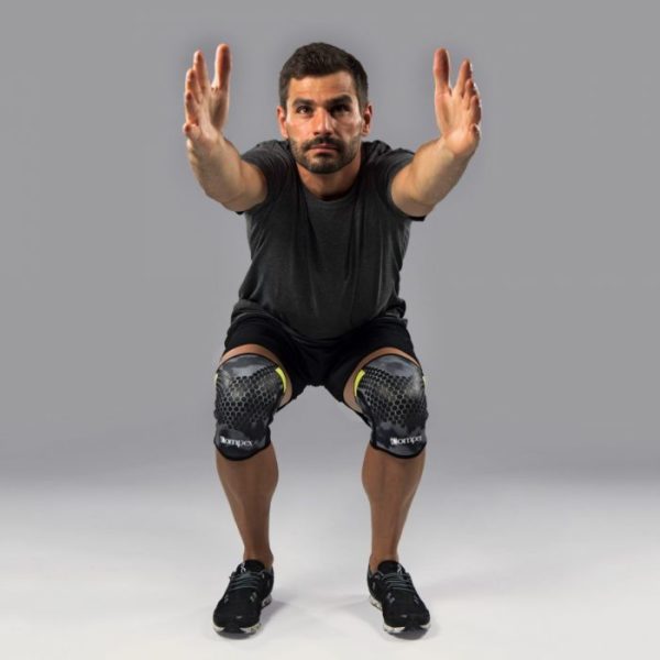 compex sleeve camo stabilizator kolana