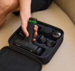 hypervolt-3-pistolet-do-masazu-z-podgrzewana-glowica-1